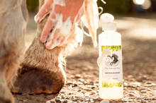Laden Sie das Bild in den Galerie-Viewer, NATURE SHAMPOO